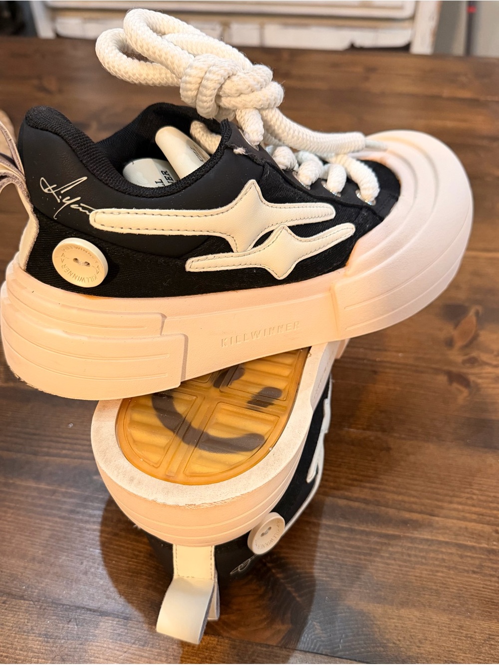 Kilwinner Smile Series Sneakers